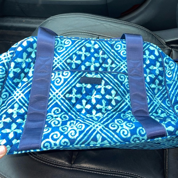 Vera Bradley medium duffle bag - Picture 2 of 12